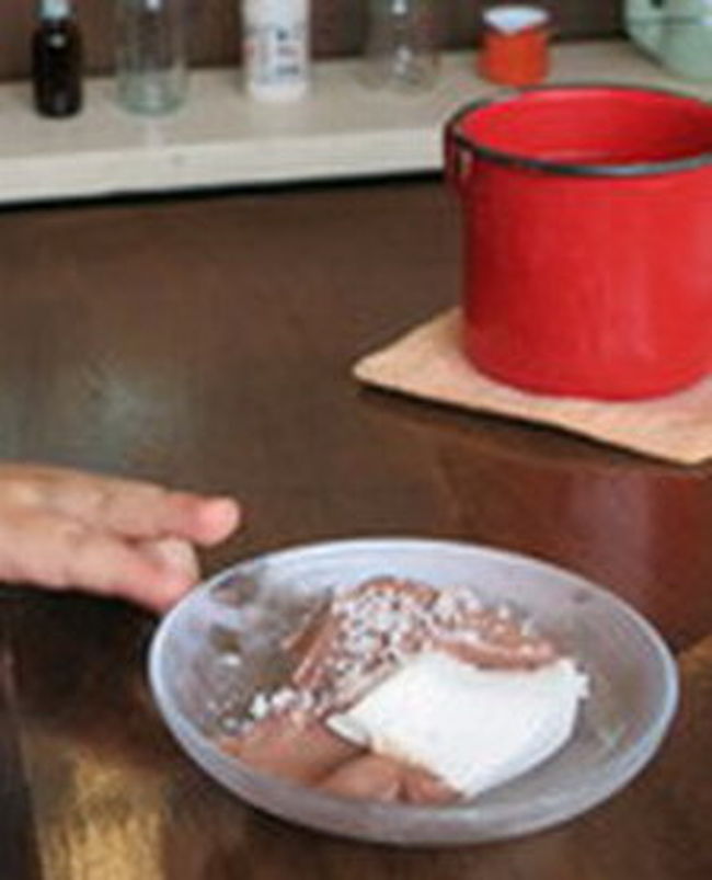 お子さんにもどうぞって、親のランチセットについていたデザートと<br />同じだけのデザートをサービスしてくれた。ありがとう。<br /><br />ココアとココナツプリン、美味しかった。