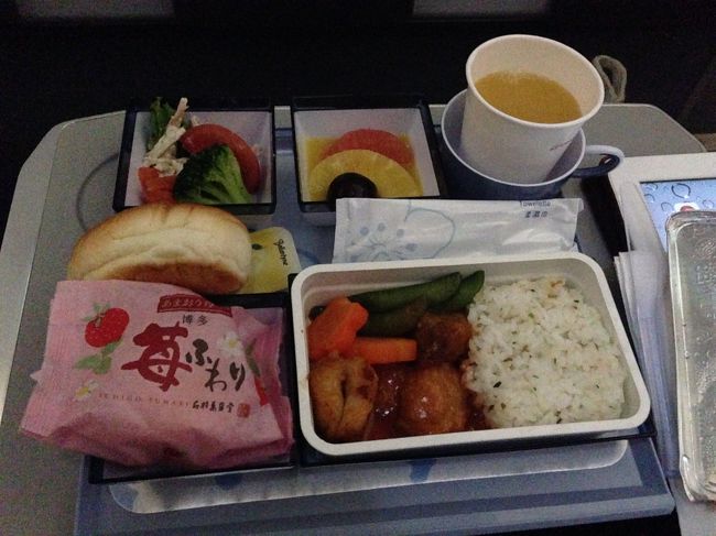 母が選択したシーフード。<br />白身フライがやわらかいけどパサパサでイマイチ。