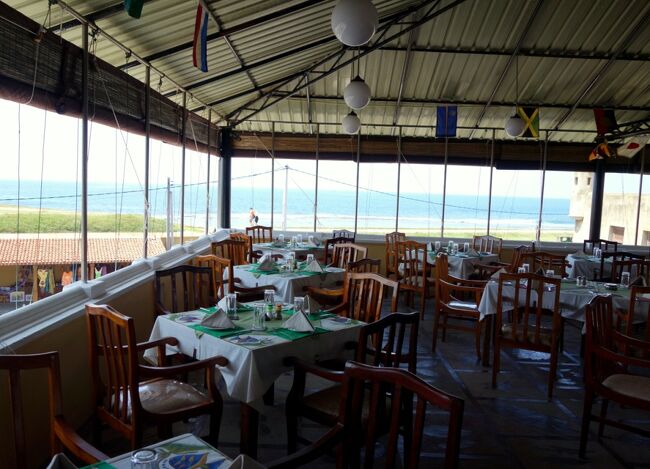 海が一望。<br />オープンエアーで、爽やかな風が吹き込む