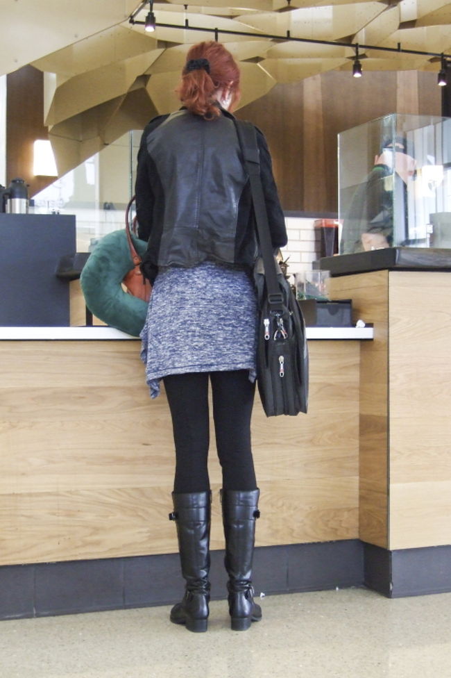 相変わらず日本人はおしゃれですね〜、ぼく的に世界で一番素敵な女性たちだと思います。