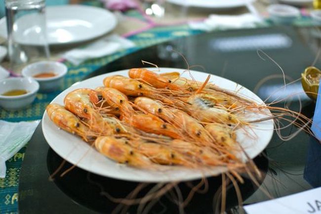 夕飯はアユタヤ郷土料理って事だったけど、どう味わっても中華料理でした。やはり地続きだからだろうか.....。