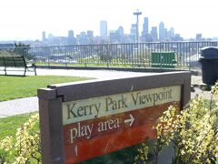 Kerry Park

以前からずっと来てみたかったところでしたが、公園の名前すらわからず、今回やっと訪れることができました。