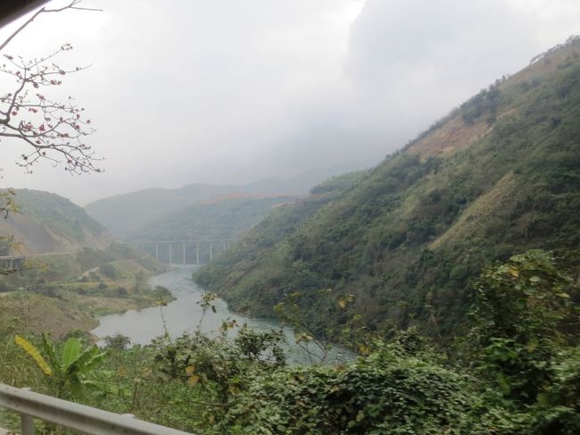 途中ダムがあったり、・・・