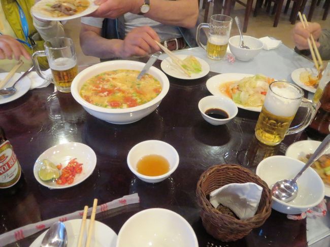 食事もこれまでの中華とは異なりサッパリ目です。