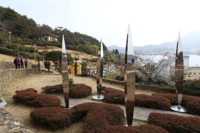 南望山野外彫刻公園から散策