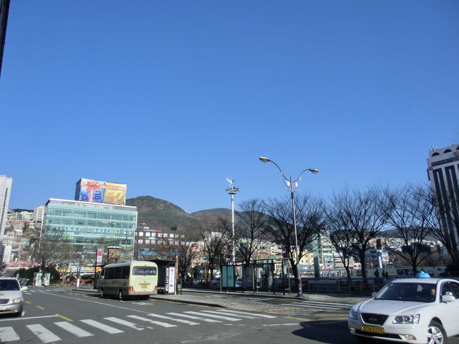 今日は朝から快晴。<br />晴れているので海にゆこうか？<br /><br />ホテルを出てから何処に行くか考えているかなり適当な旅です。