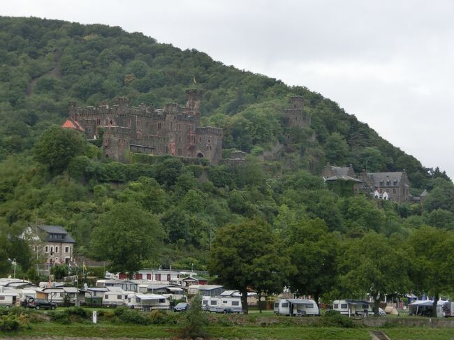 ライヒエンシュタイン城でしょうか？