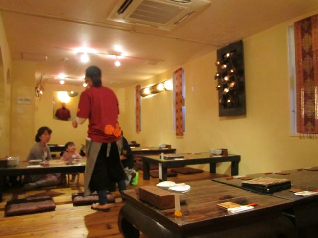 早い時間なので空いていました。<br />予約をしていくと特典があります。