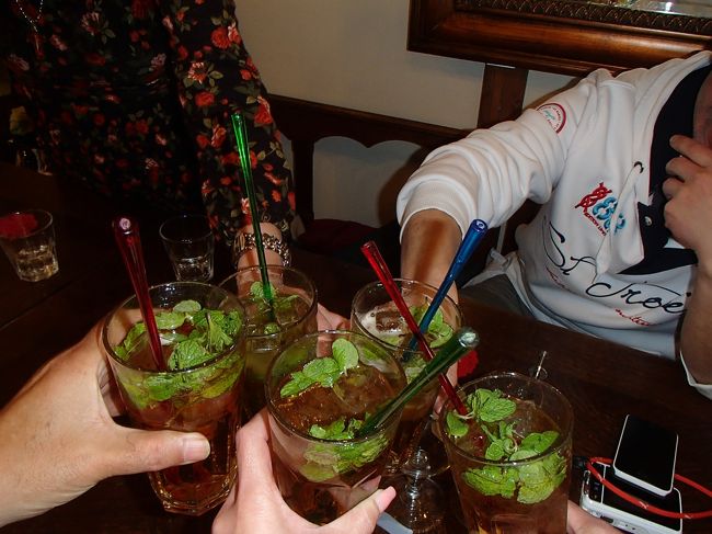 「そろそろコーヒーでも」となりモヒート風を（爆）<br /><br />「ダークラムしかありませんが」<br />「それでいいです」<br /><br />