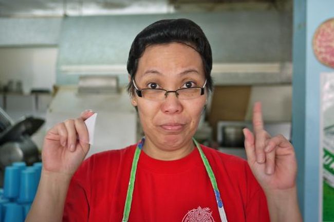 橋田壽賀子のドラマに出てきそうな店員さんだった。