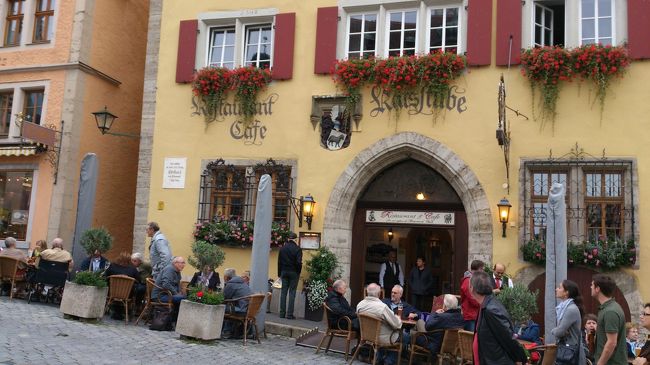 街角のカフェ♪<br />休みたいけど時間がない…^^;