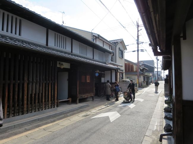 こういう町並みが、ならまちの素敵な所です。