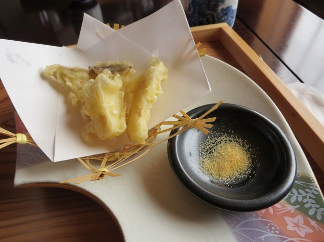 天プラは、ゆず塩につけていただきます。<br /><br />サクッサクッ！