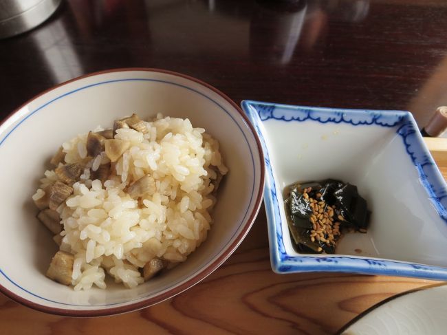 私たちの個室（２階）を給仕してくれた方たちの中に、中国人留学生の可愛らしい女性がいました。<br /><br />四川の方から来られたようで、「お料理、辛くておいしいよね♪　頑張って下さいね！」って言うと、とても嬉しそうにニコっとしてました(*^_^*)<br /><br />お隣の国同士、こうやって留学に来られた方たちが、かけ橋になってくれるといいですね(^_^)v