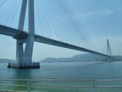 こちらは「しまなみ海道」に架かる橋「多々羅大橋」です。因みに「生口島」から眺めています。