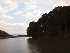 再びの南下。
目の前を席巻する垂仁天皇陵。

でも、
この手の古墳は、正直もう見飽きた。