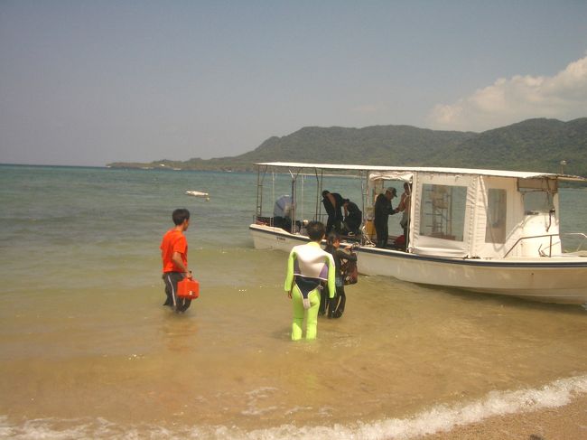 ショップのすぐ前からボートに乗り込める。