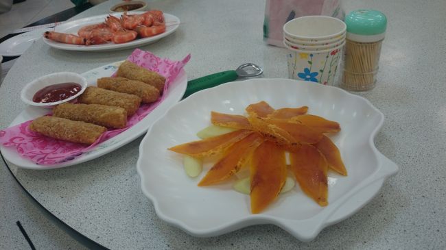 カラスミとエビとほたての揚げ物→美味しい