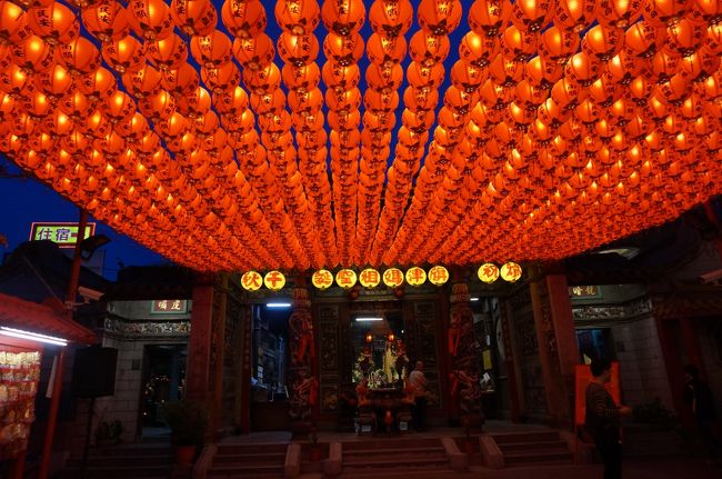 旗後天后宮 <br /><br />夕方も幻想的<br /><br />