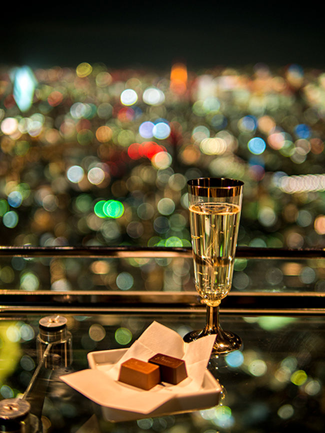 東京スカイツリー 天望回廊からの夜景 フロア340 Skytree Cafeでスパークリングワイン 浅草 東京 の旅行記 ブログ By ゆーさん フォートラベル