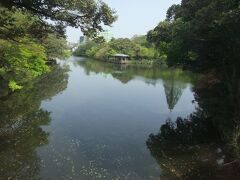 射水神社は高岡古城公園内にあります。