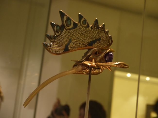 素直に出て行こうとするとまだ粘る人多数