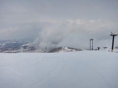 花園第三クワッドリフト付近。
こちらも雪質は良かった♪