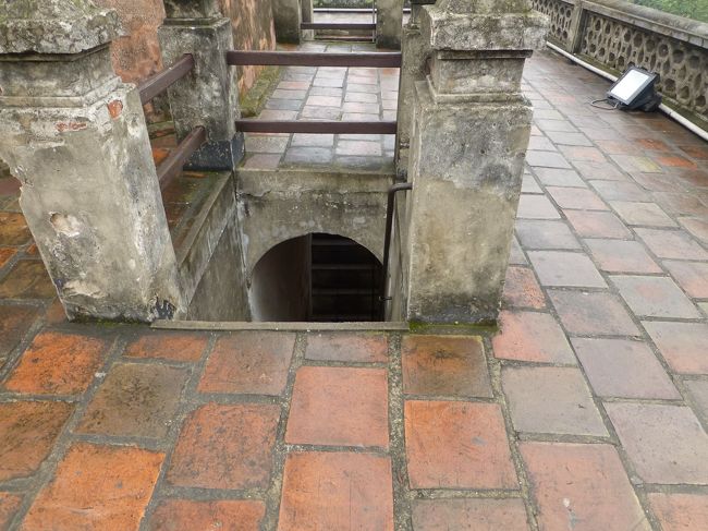 そのフラッグタワーに登ってみました