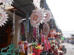 参道。
ごちゃごちゃしていて探すのに苦労しました。