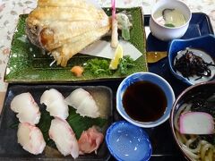 昼食は道の駅多々羅しまなみ公園で。マハタという魚が売りのようで、マハタの握り寿司が食べられるメニューを選びました。
