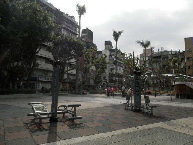 永康公園へ。<br />やたらトレーニングマシンが多かった笑。