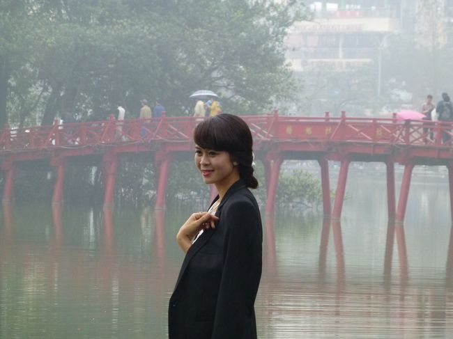 オジンの好みでベトナムの美人をパチリ<br /><br />懲りないオジンです