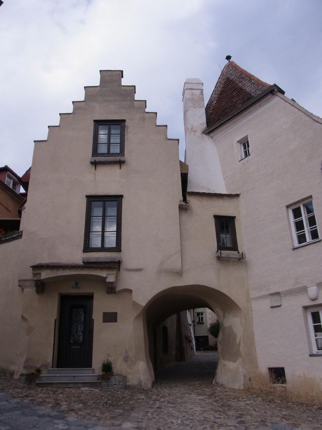 趣のある建物も。