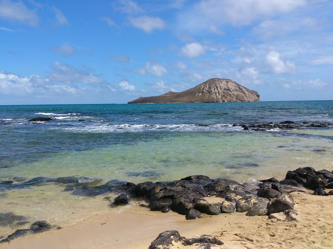 そのあとはパワースポットのビーチへ<br /><br />ここに浸かっていると心身ともに<br />癒されていくとか