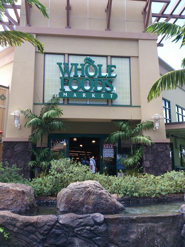 ビーチを後にまたカイルアタウンへ戻ってきました