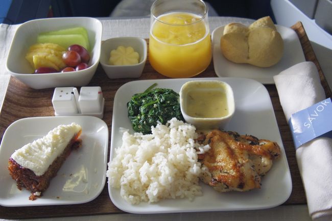 ちょっとしか時間経ってないのに<br /><br />2度目の食事<br /><br />どれだけ食べさせるの！！？