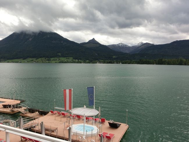 白馬亭のプールとジャグジー。<br />冬の雪景色の中で泳いでいる写真があったので<br />温水プールでしょうか…。