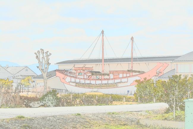 奈良マダムに導かれての<br />平城京歴史館前、遣唐使船復原展示の<br />スケッチ。<br /><br />そうそう、たまにはスケッチで。<br />･･ではなく、今回からスマホと併用で<br />デジイチを投入〜。いつの間にか<br />カラースケッチモード※ってのに<br />なってた。<br /><br />※輪郭を抽出して色をつけることで<br />スケッチ風に表現するモードって、<br />あのー。普通でいーんですけど。<br />