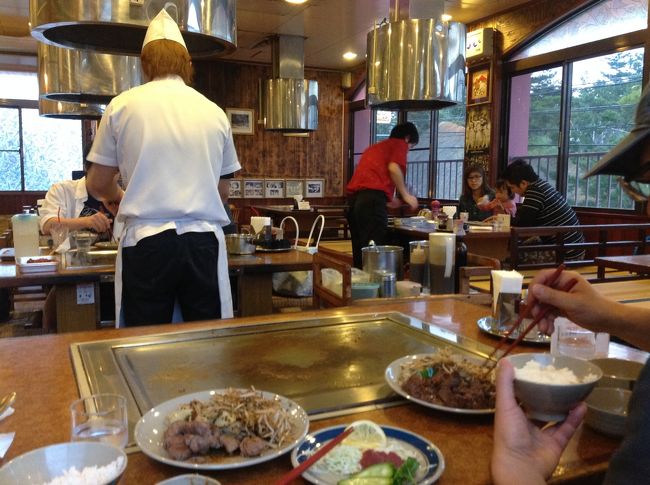 鉄板焼ステーキハウスです