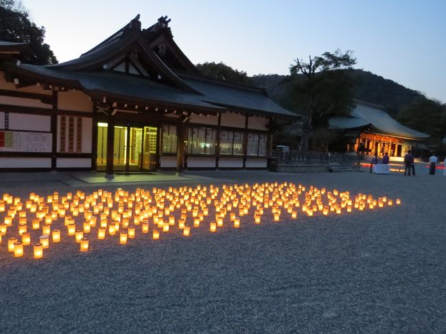 祈りの回廊・ローソクに灯が灯る