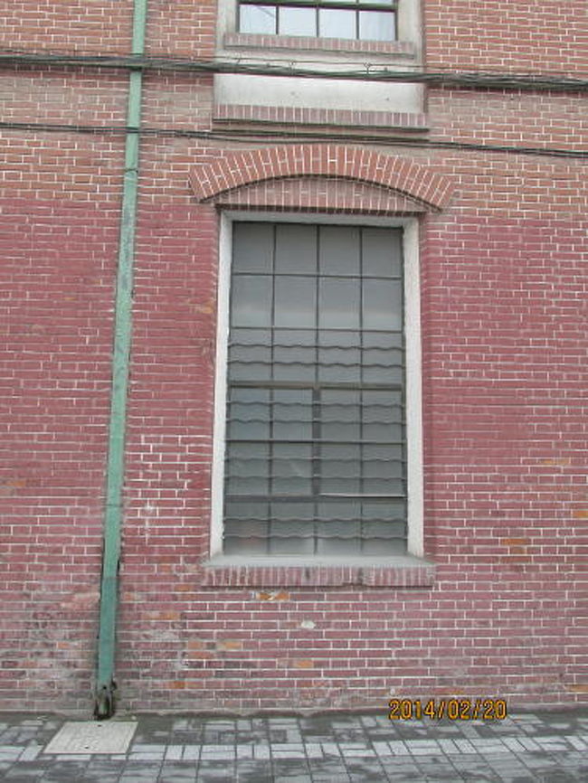 レンガ造りの建物。<br />