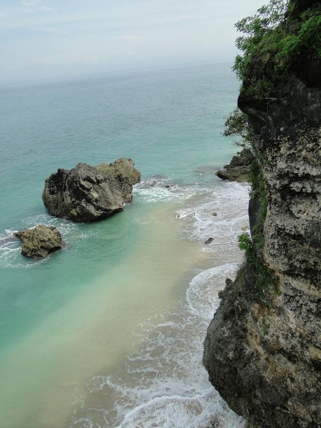 この階段が急なので、なかなかキツいんですが、上りきったところで冷たいおしぼりと冷たい水を用意してくれていて本当に嬉しい気持ちになりました。ホスピタリティとはこのこと。