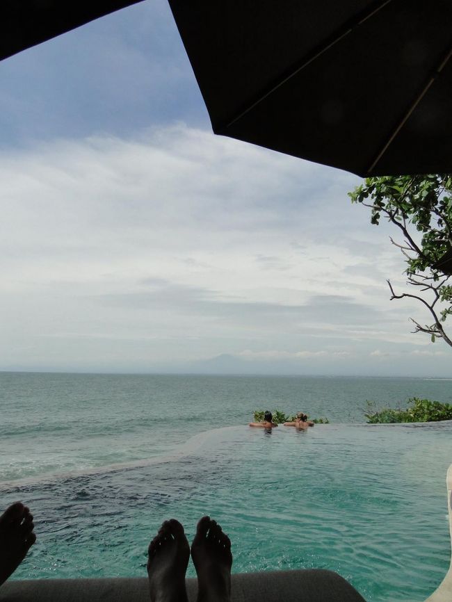 混んでましたがなんとかベッドを確保。