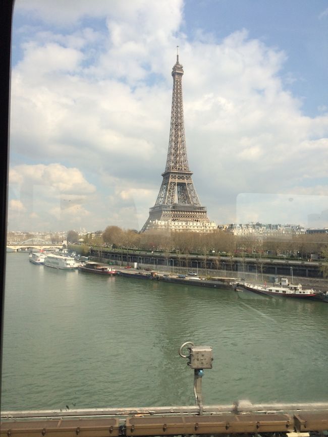 メトロの中から