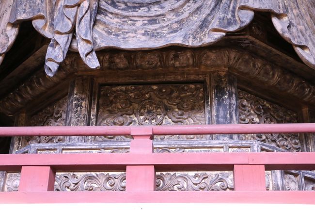 大仏さまの台座は、奈良時代当初の部分が比較的多く残っていると言われています。<br />具体的にどこの台座が奈良時代のものなのでしょうね…。