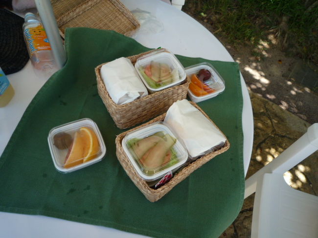 ナプキンを敷いて準備〜