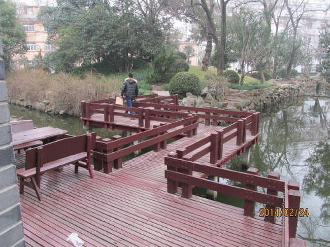 同済大学校内に庭園があります。三好塢。<br />