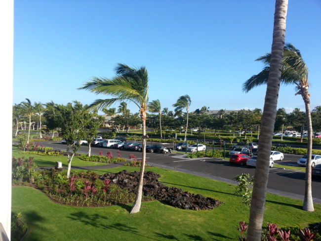 そして日が上ると辺りはこんな感じです。しかし風が毎朝強かったなー!<br /><br />次はワイコロアビッレッジのお話を。m(__)m