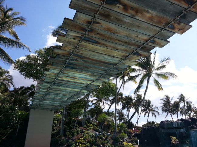 コナプールにはインデイージョーンズみたいなつり橋とか