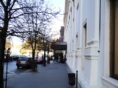 ヒルトン ブダペスト

10月11日（木）　10：30 

ここでちょっとコーヒーブレイク。 





